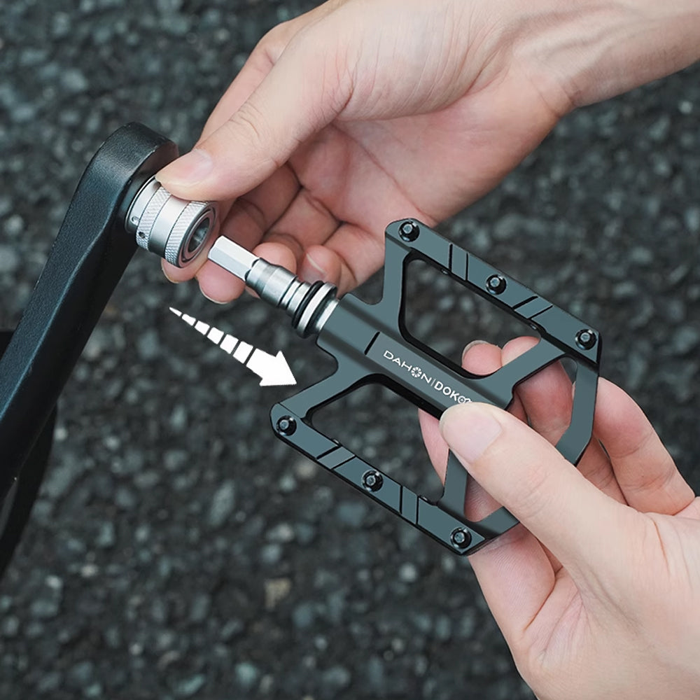DAHON l DOKOOL (ダホン l ドクール） 着脱式 ペダル トリプルベアリング ブラック 軽量 薄型 アルミ 輪行 自転車 折りたたみ自転車 フラットペダル 脱着 防水 クイックリリース